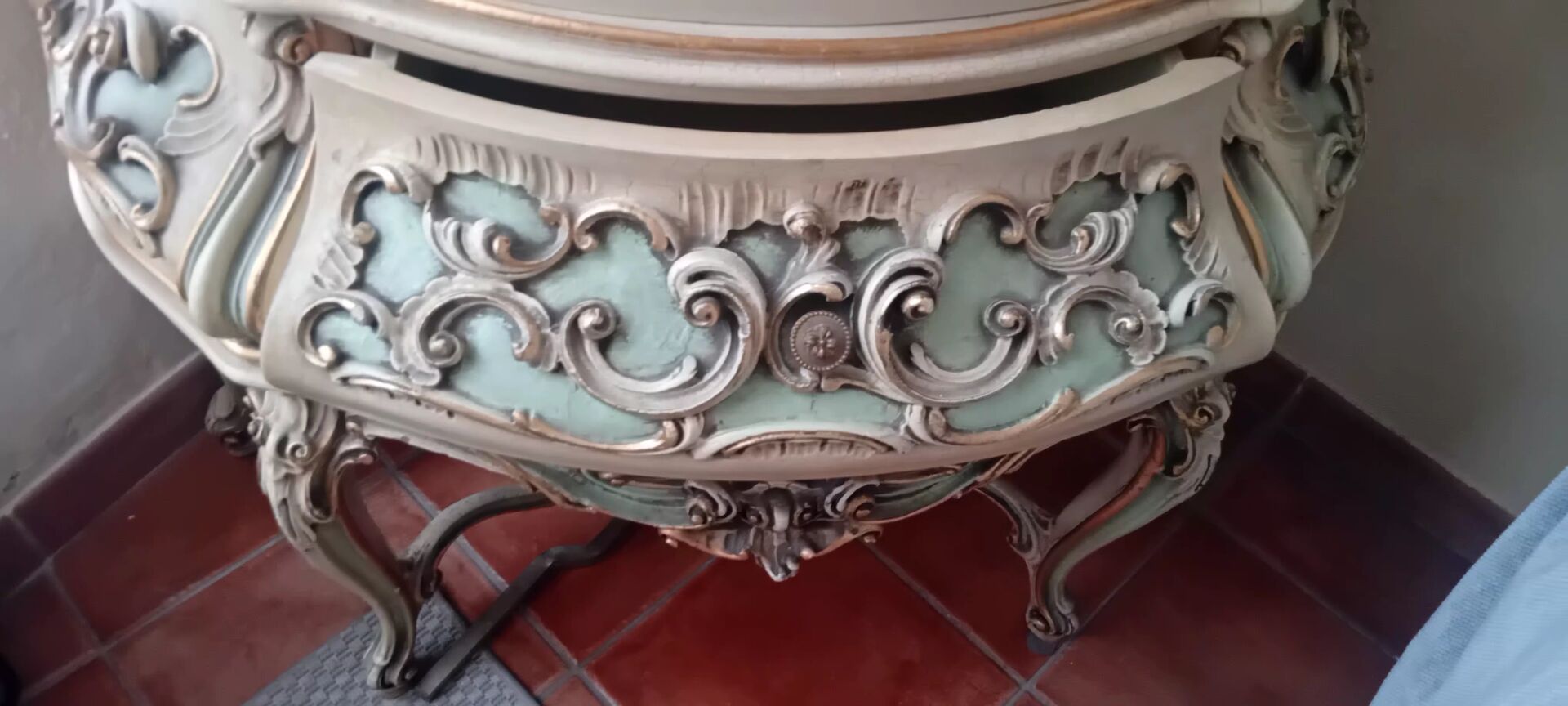 Vitrine baroque Silik Italie