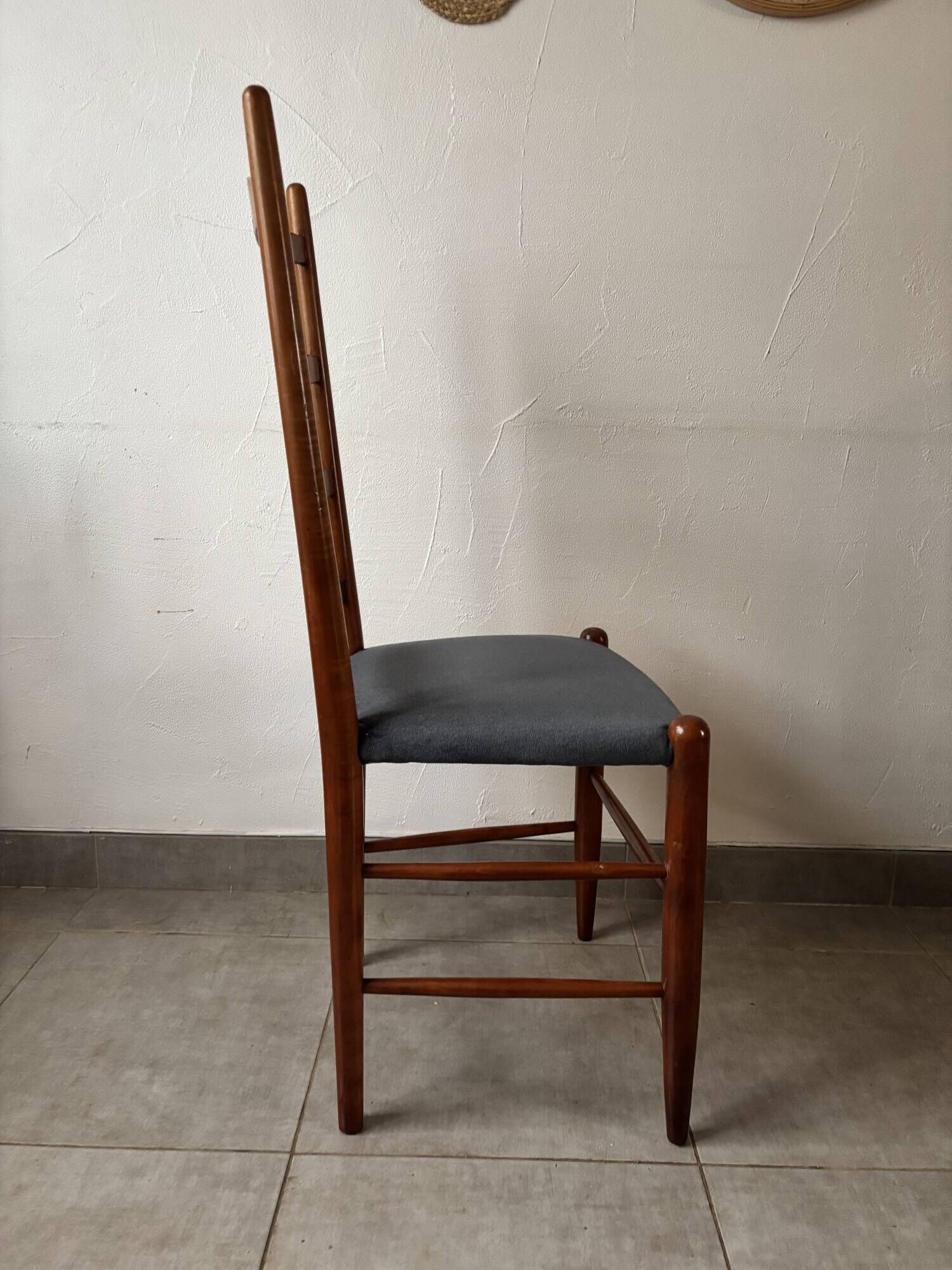 Set of 8 Scandinavian ladderback chairs, 1960s.