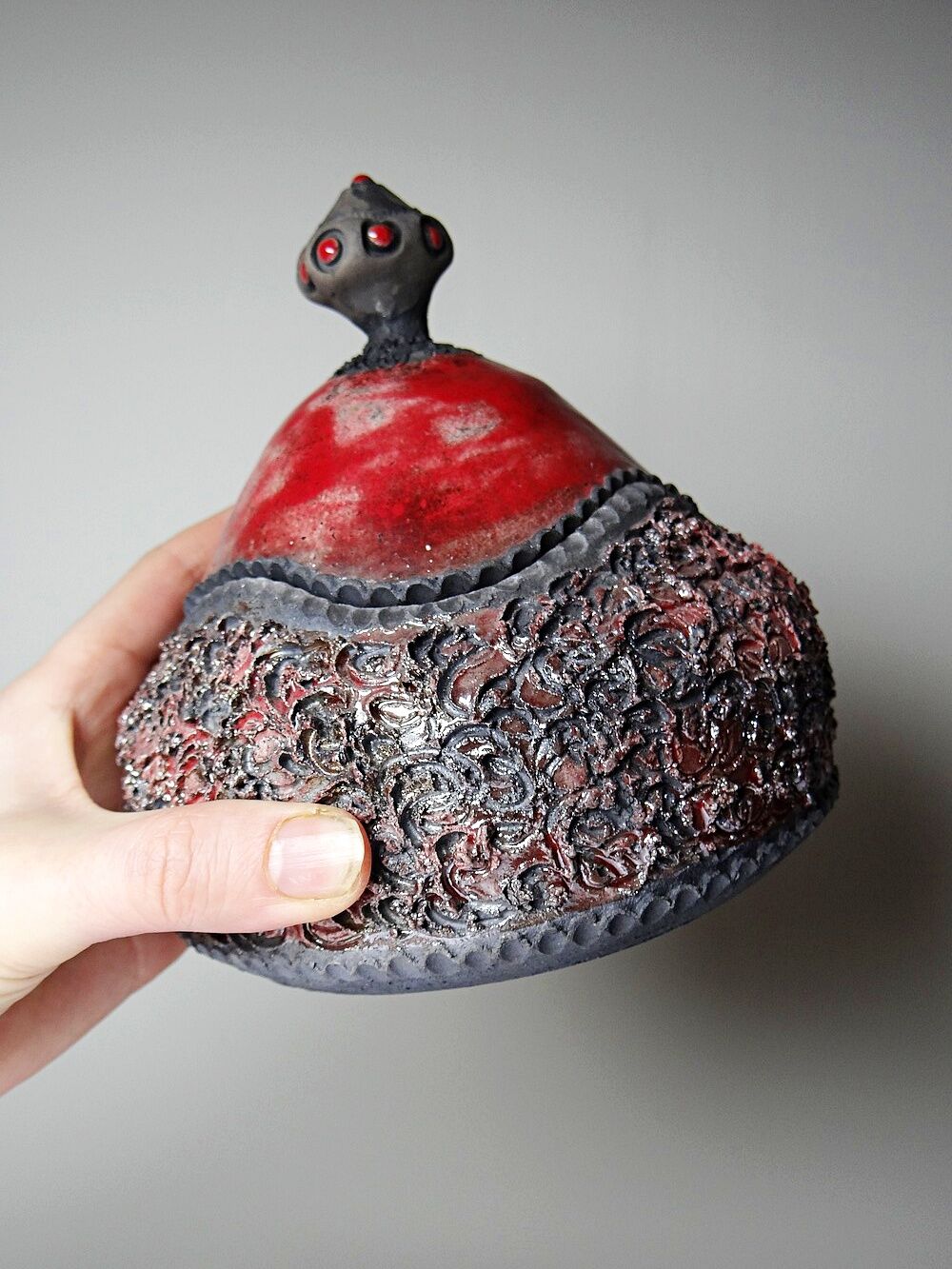 Vintage 2000s red and grey handmade raku jewellery box