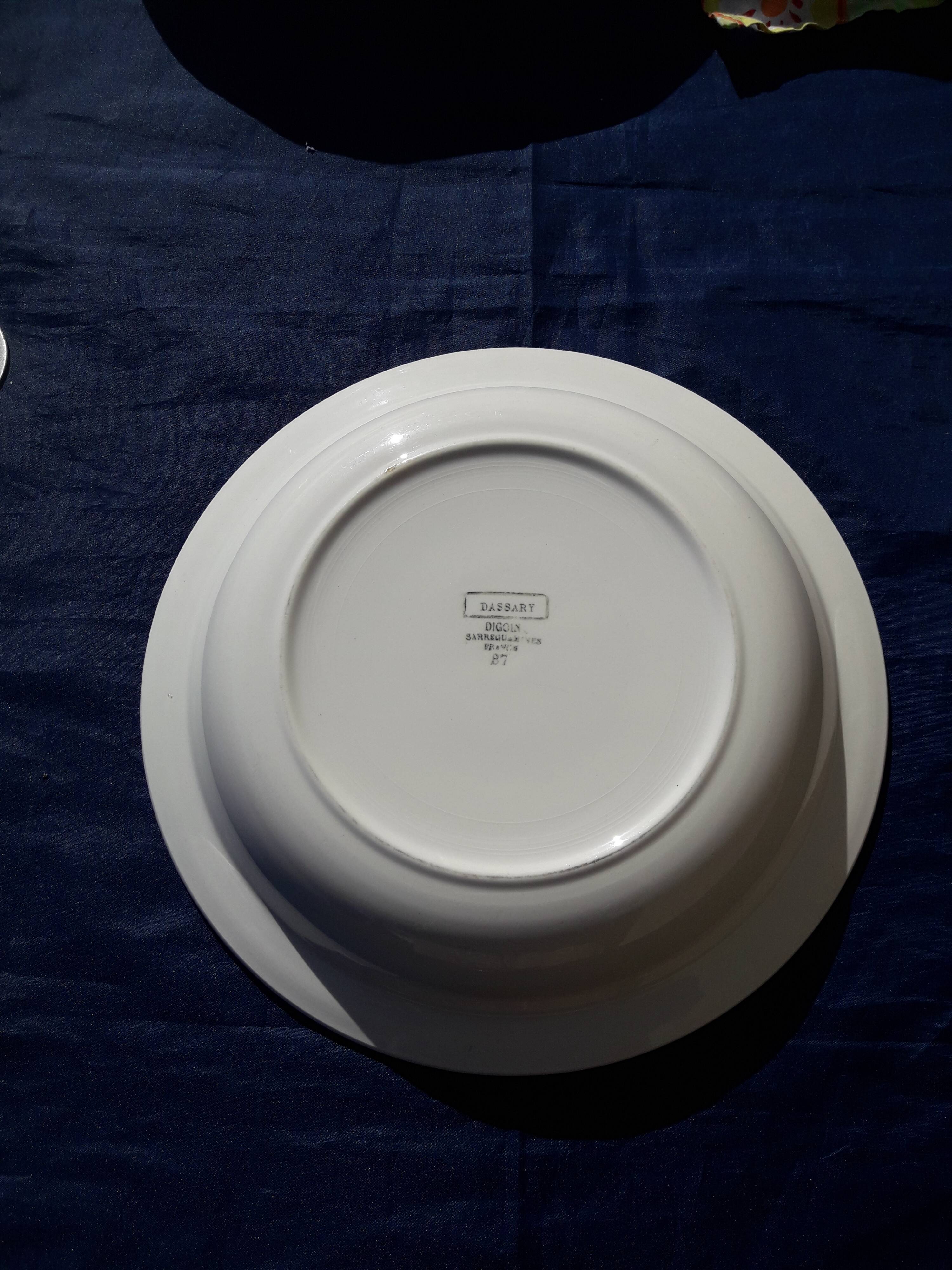 Digoin Sarreguemines hollow round dish in earthenware model Dassary diam 26 cm