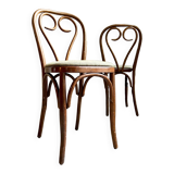 Heart bistro chair in beech and green wool