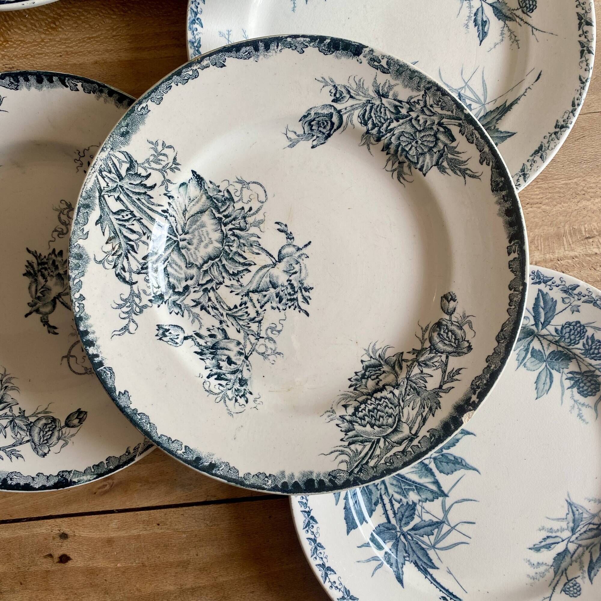 Set of 8 vintage flat ironstone plates - Mismatched -