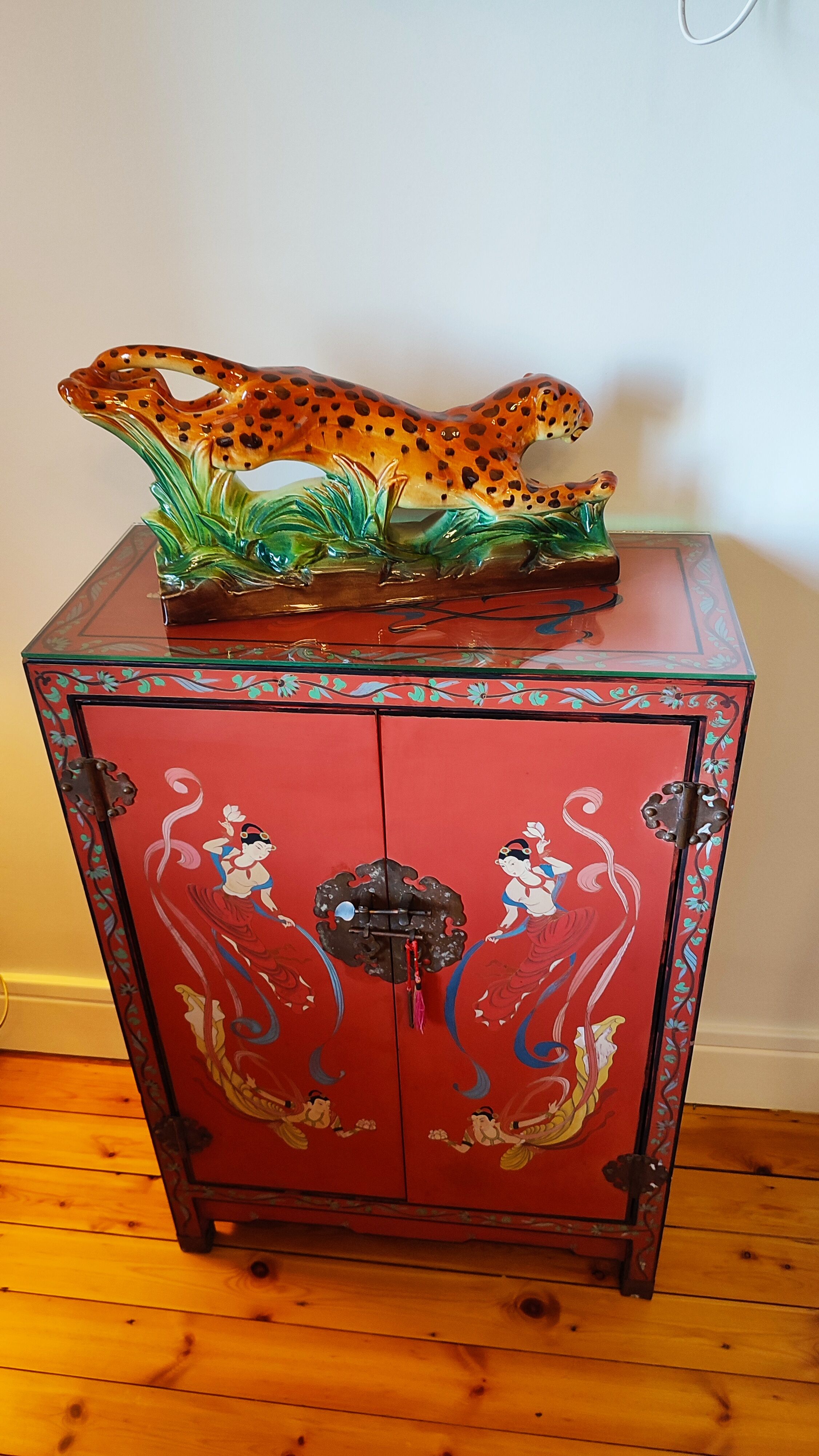 Panthere in enamelled ceramics sainte radegonde