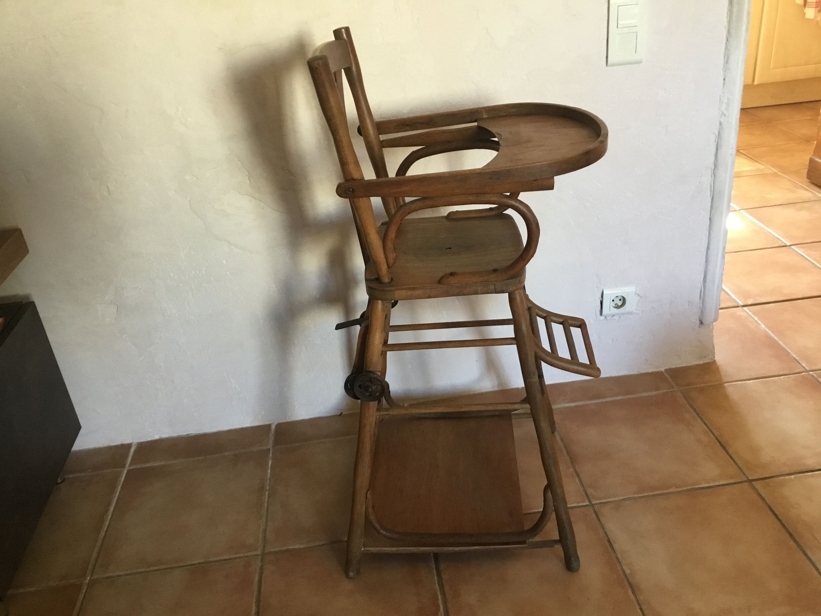 Baby Baumann children's chairs 1926-1928 at palmettes