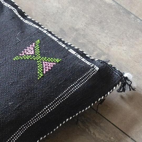 Coussin berbère sabra noir