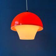 Suspension Space Age en verre acrylique orange et blanc
