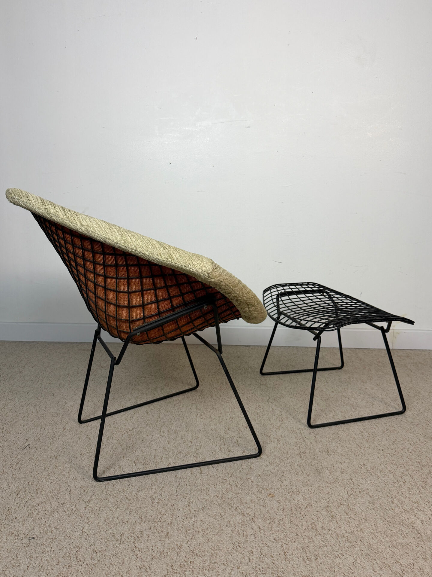 Diamond chair & ottoman by Harry Bertoia for Knoll