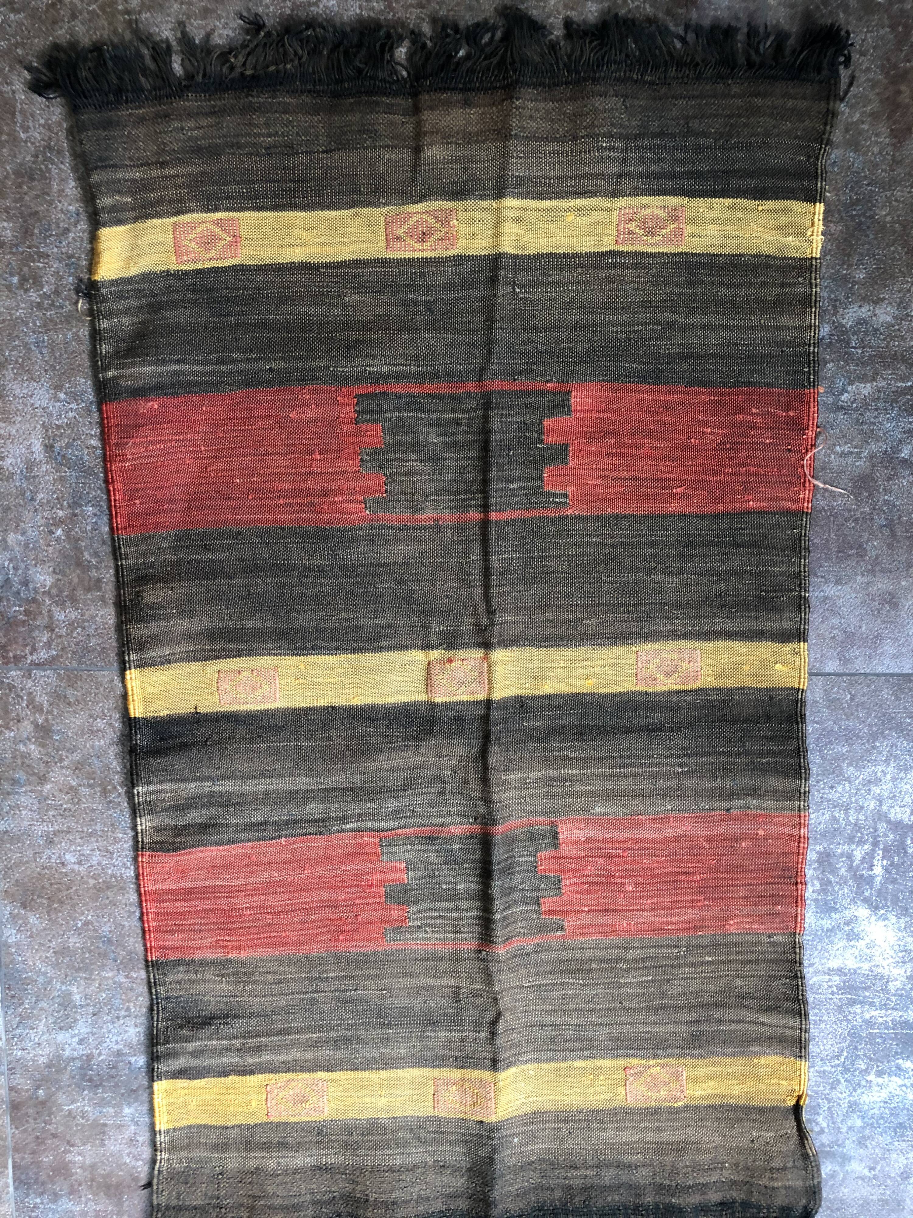 Long Moroccan Berber rug in sabra (vegetable silk) that can be divided