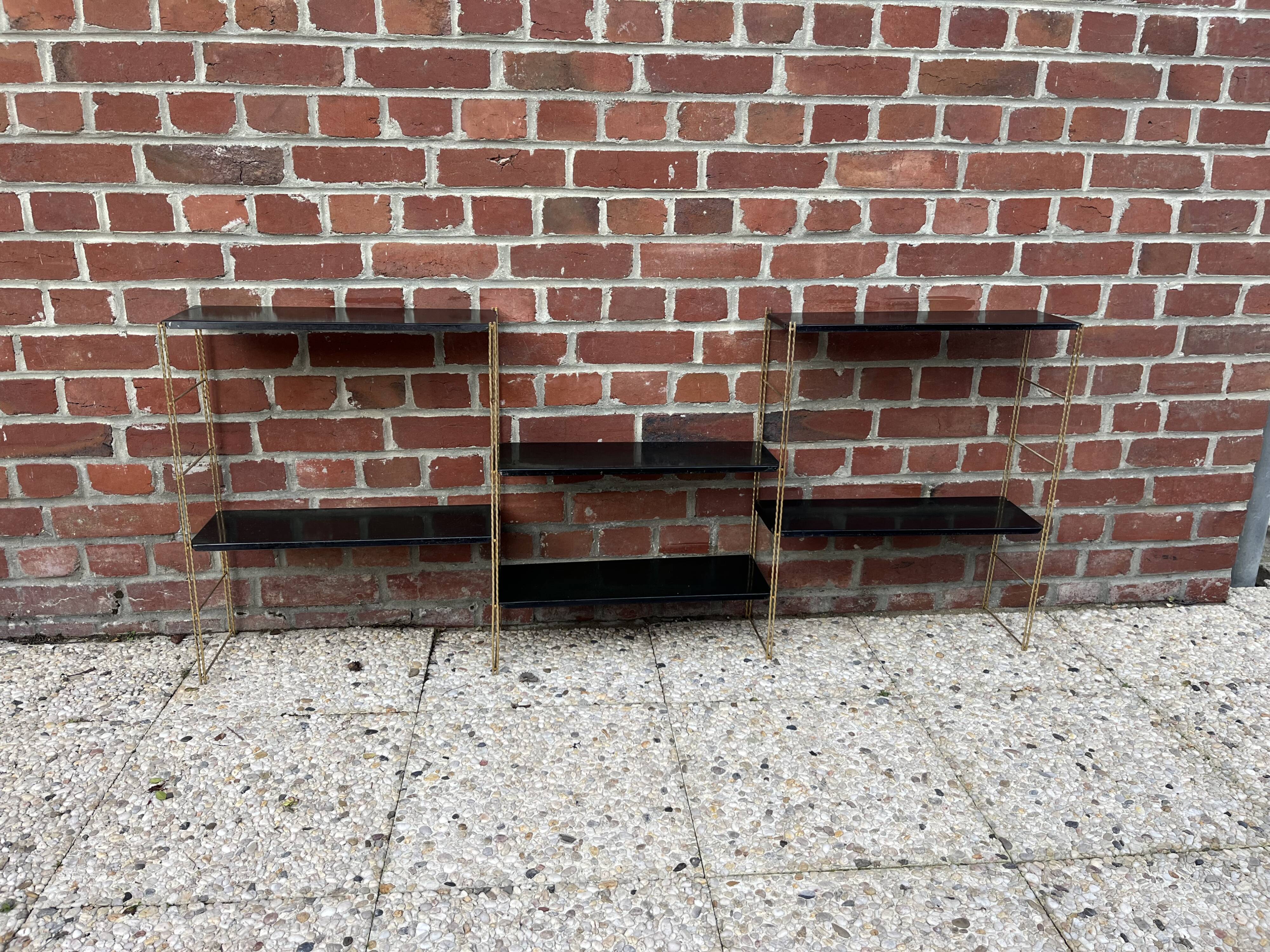 Étagère string en métal noir et doré - vintage 1960