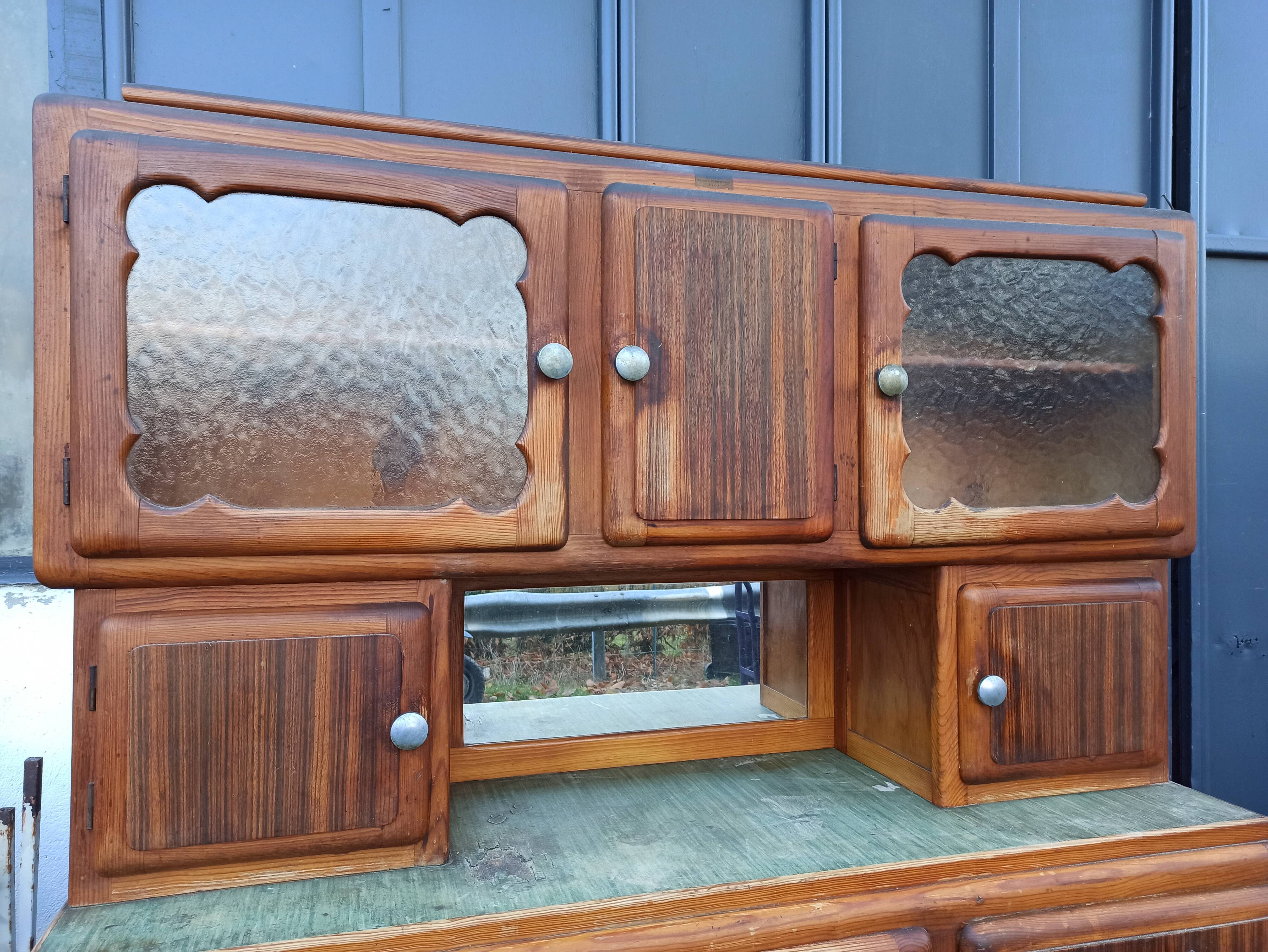 Mado buffet in its mirror kitchen buffet juice