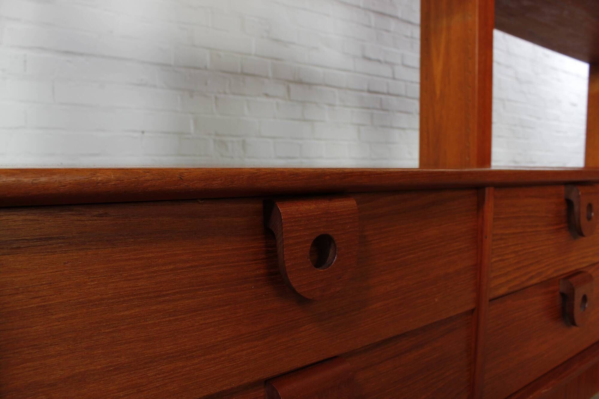 Teak cabinet shelf wall unit RT Möbel Ristenpatt design vintage