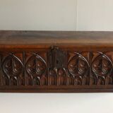 Gothic chest, 16th / 17th century