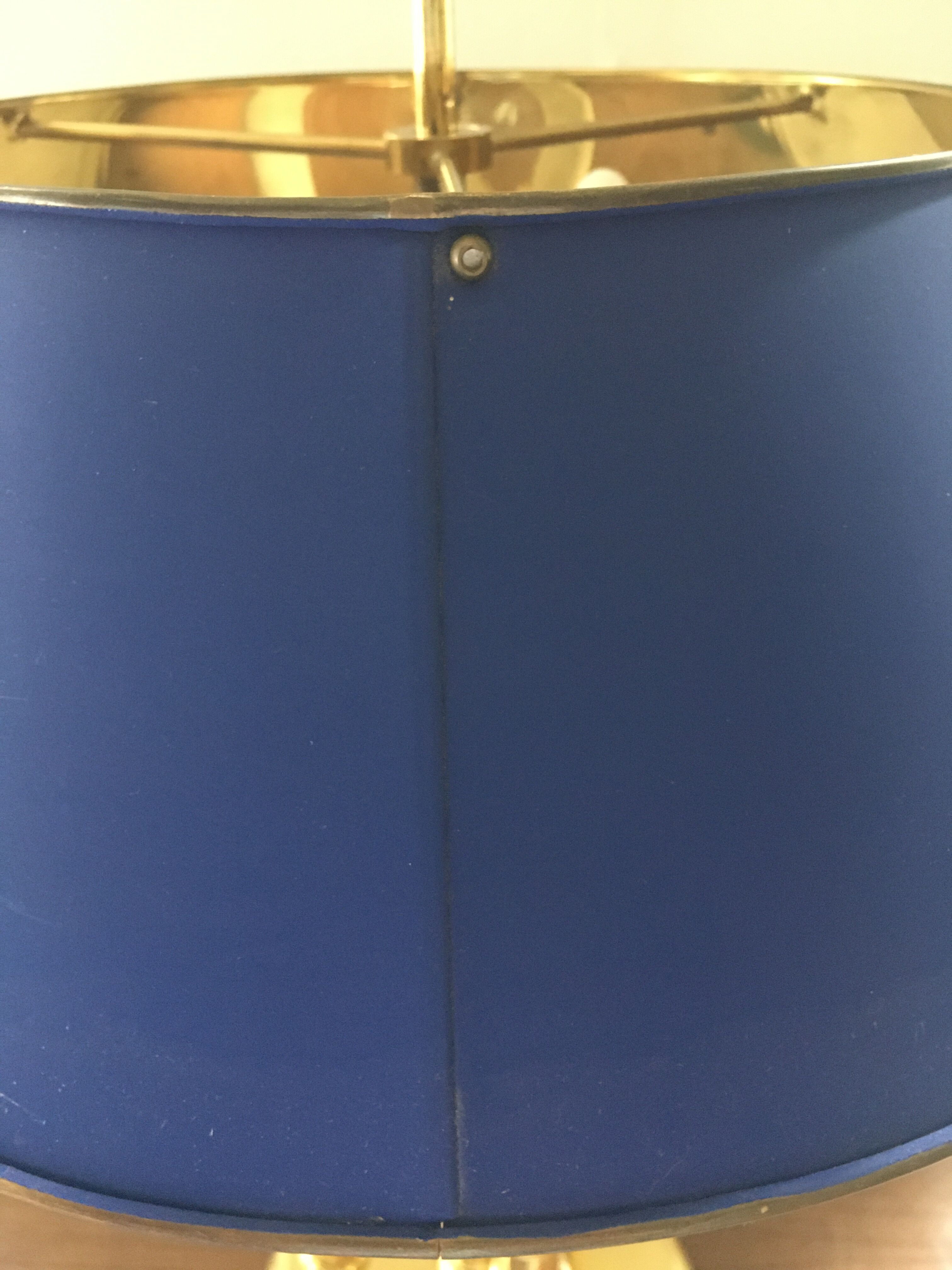 Golden bronze hot water lamp