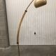 Lampadaire arc doré design des années 70