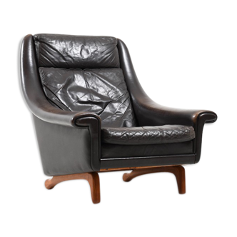 Danish Leather Highback Lounge Chair by Aage Christiansen Diplomat Series