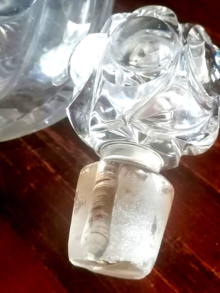 Charles X decanter with cabochons