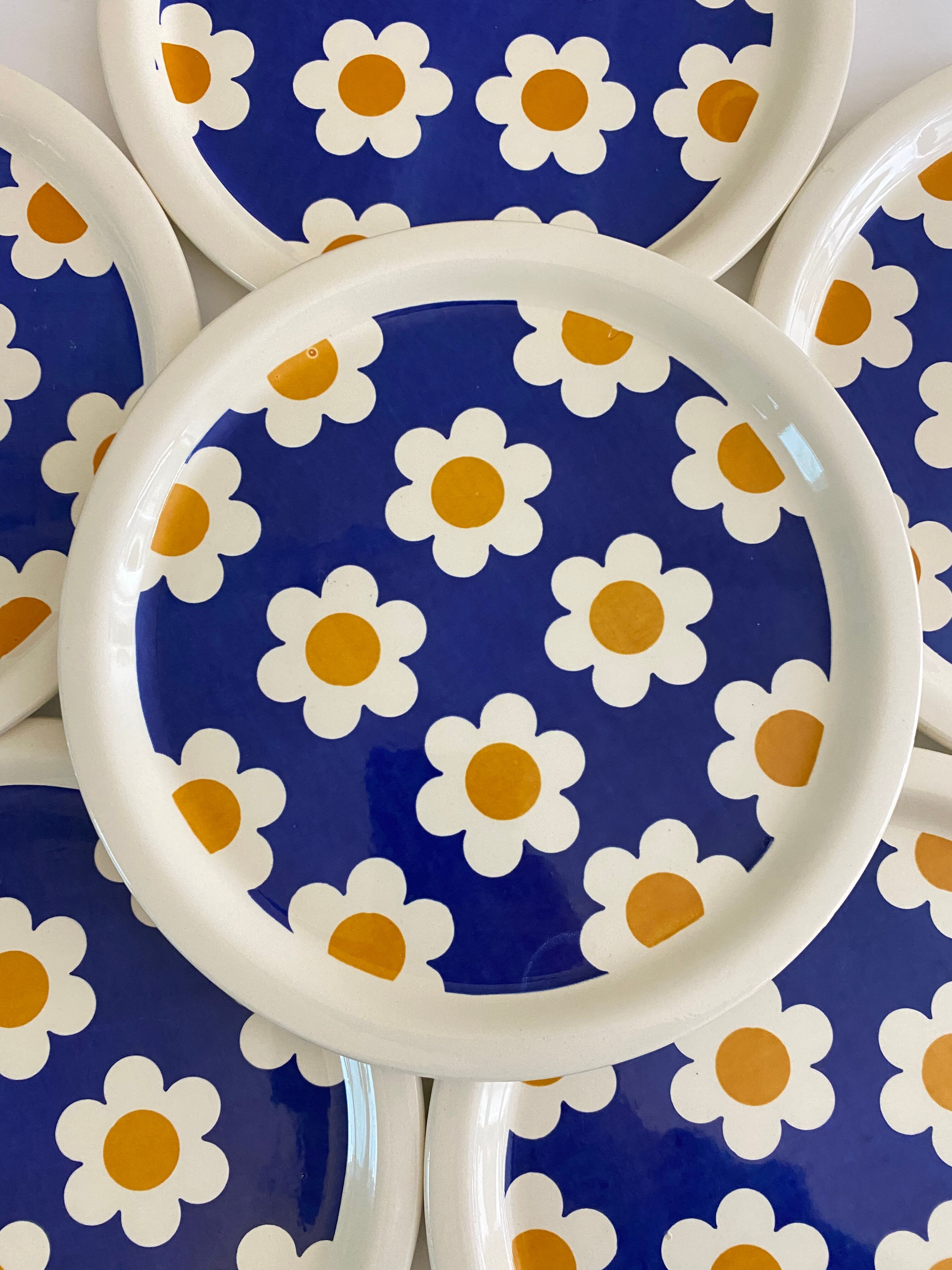 Vintage dessert plates 70