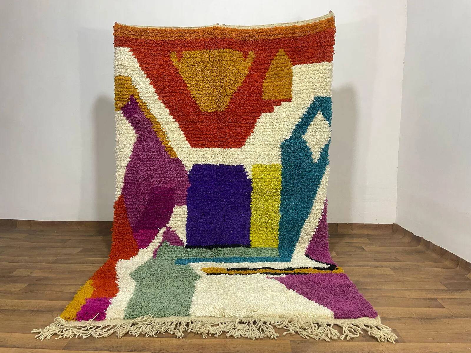 Moroccan rug in handmade wool 2.5 x 1.5 m