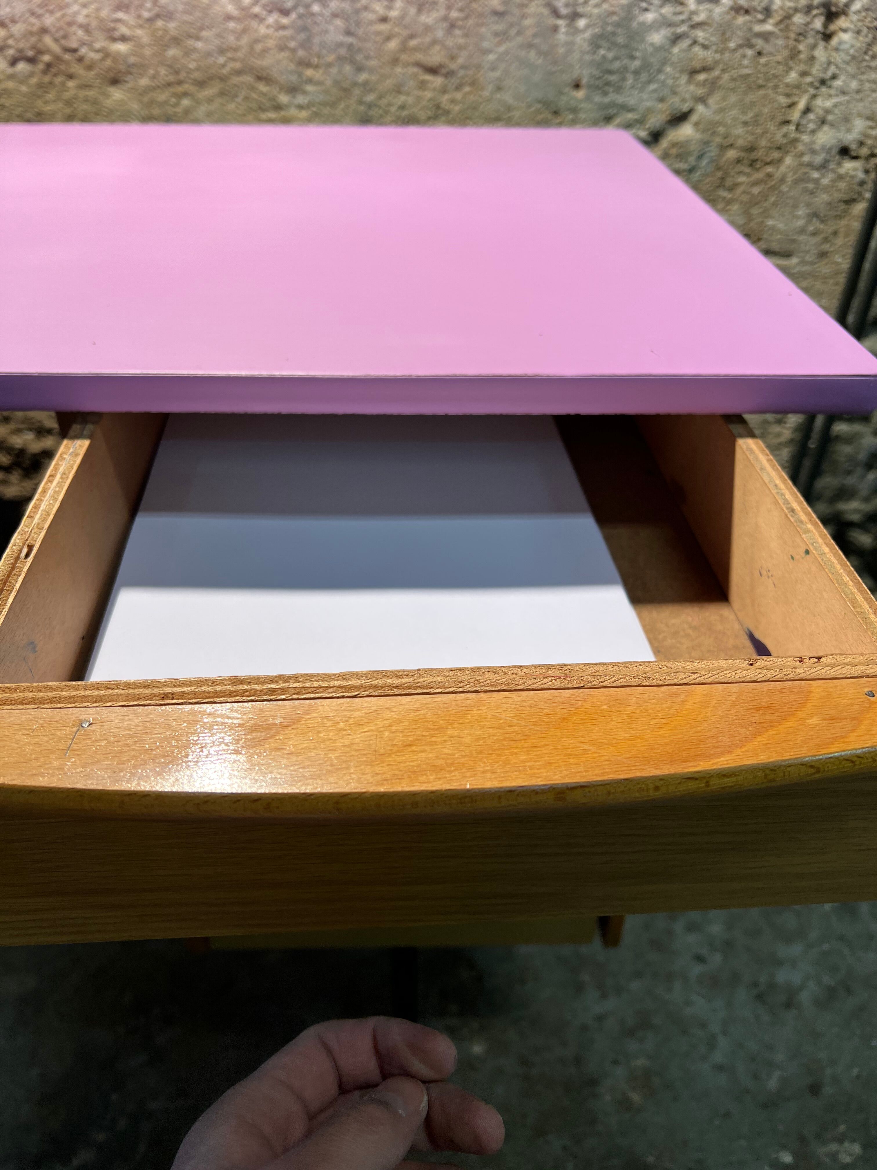 Modernist office in formica