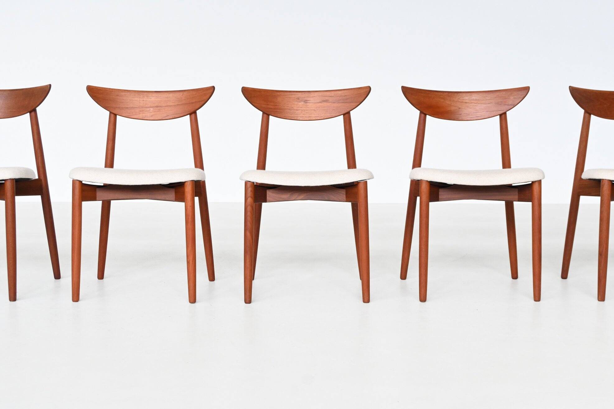 Harry Ostergaard set of eight dining chairs teak Randers 1960