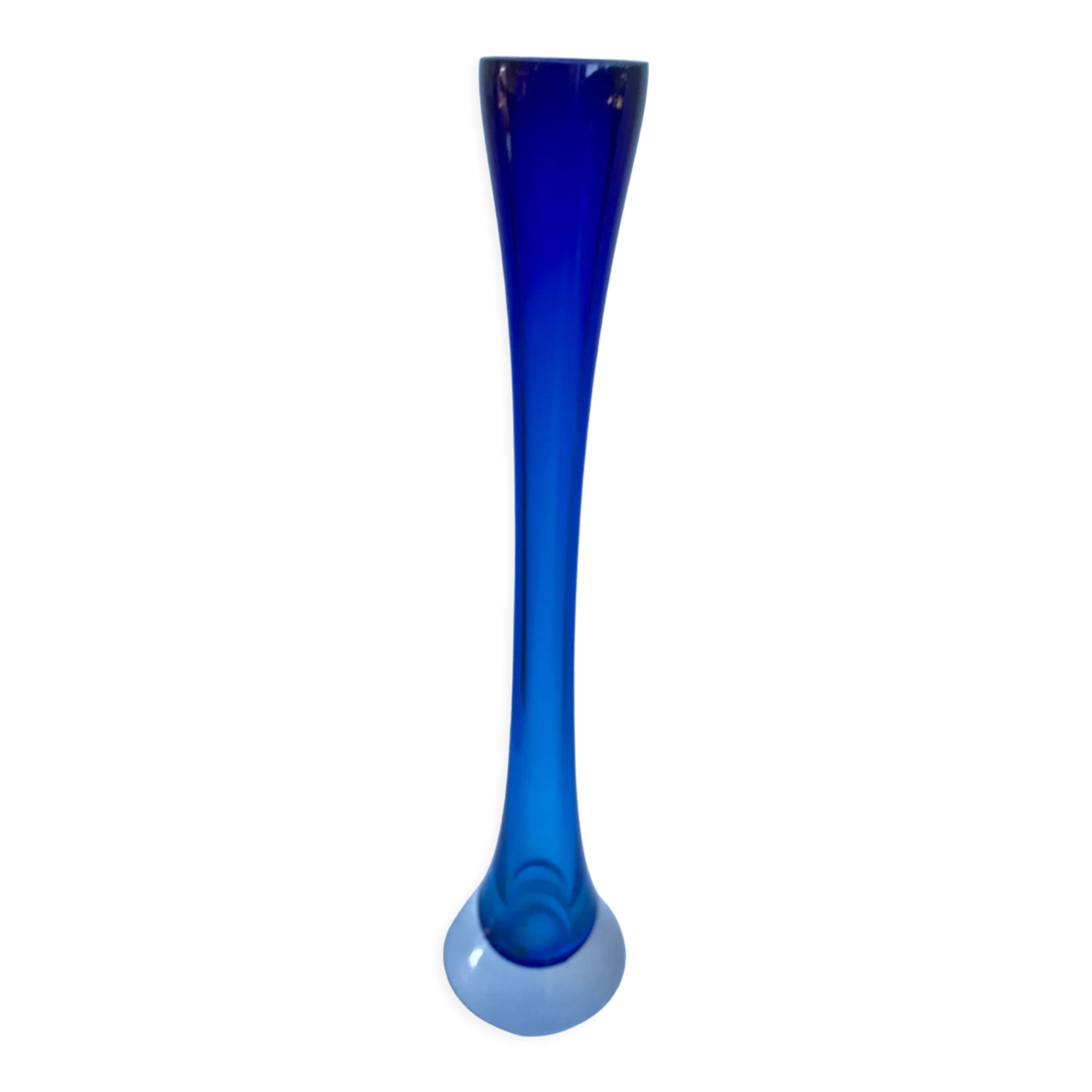 Vase soliflore en verre bleu roi années 70