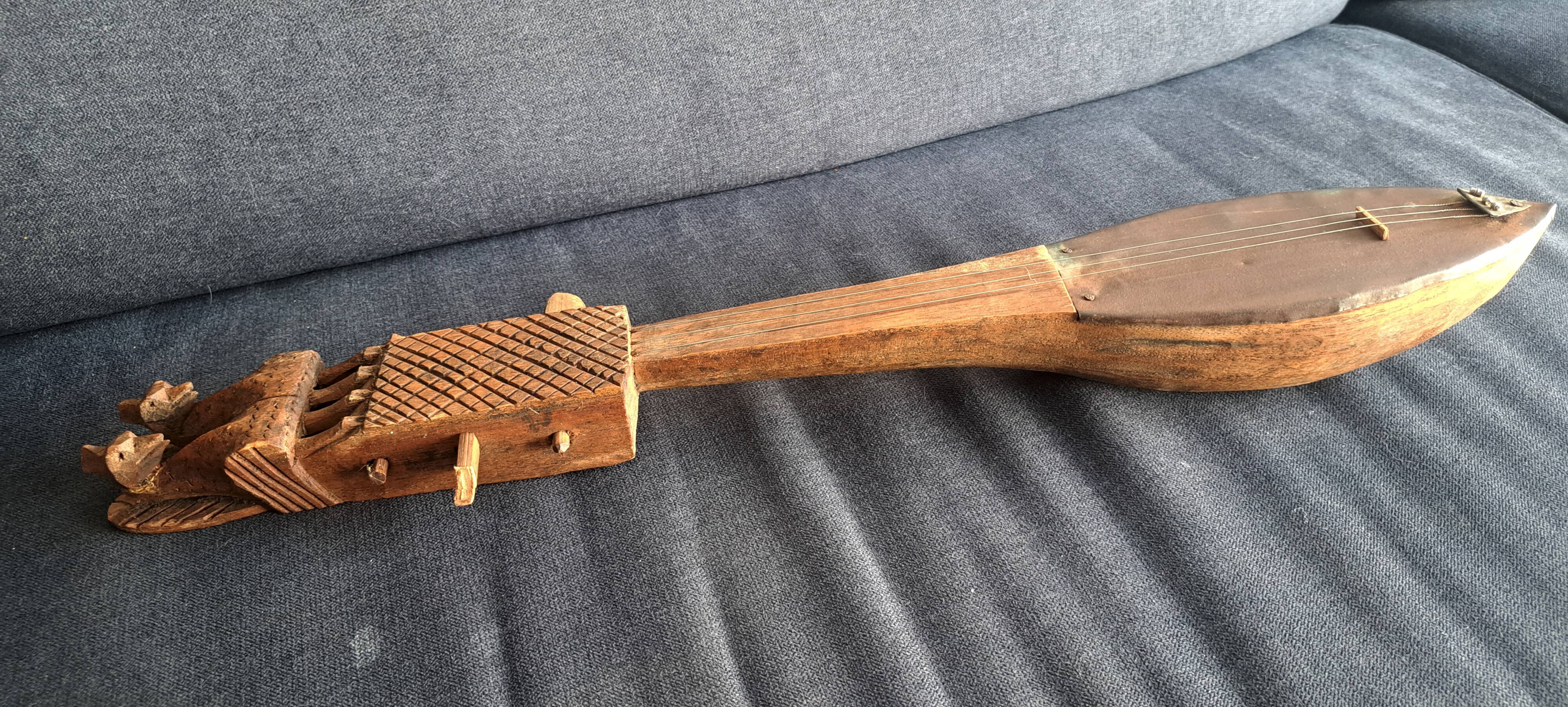 Traditional Oceanic instrument (hasapi batak toba lute) - 1970s