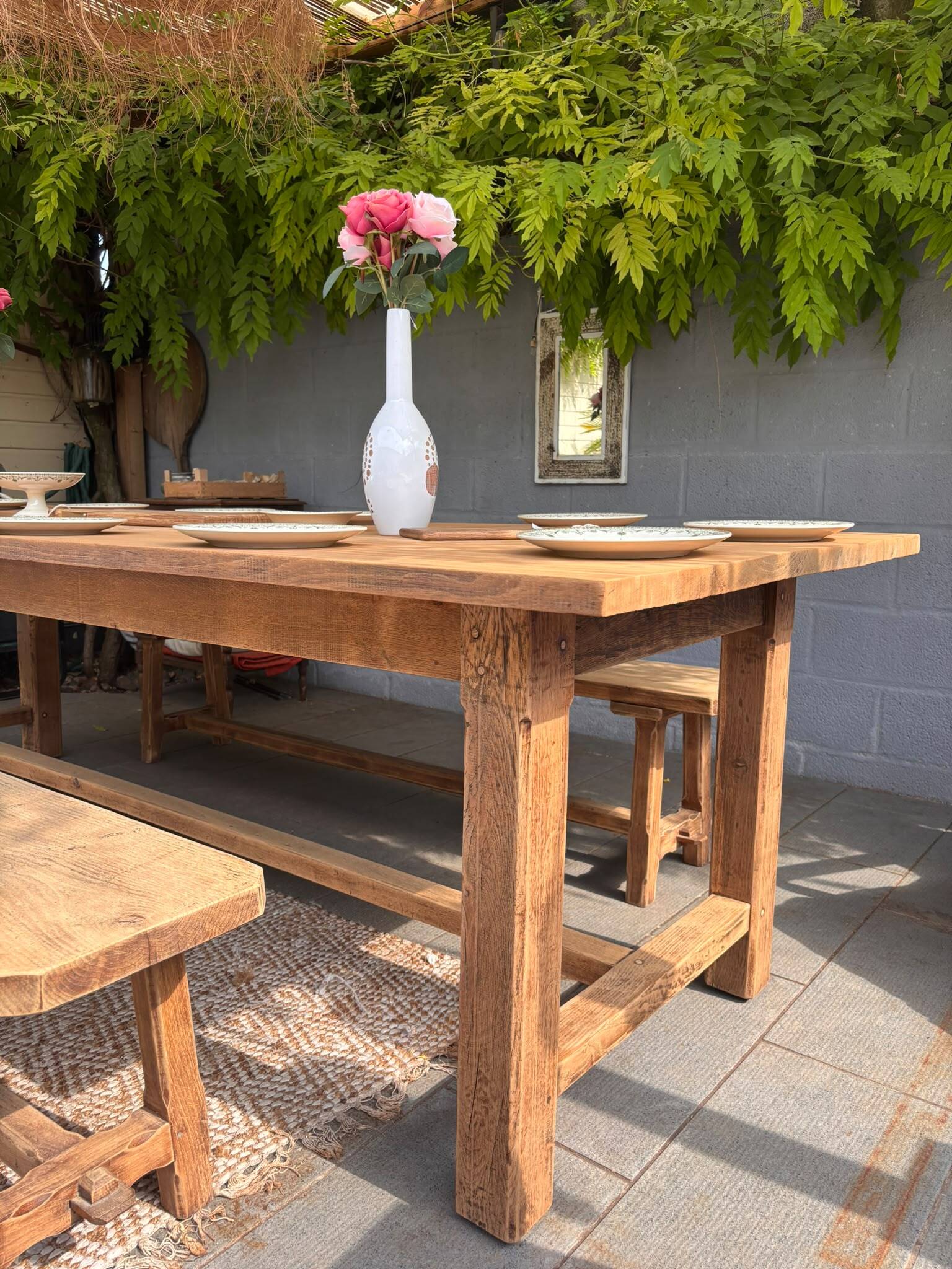 Grande table de ferme avec 2 bancs
