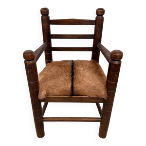 Fauteuil brutaliste dans - charles