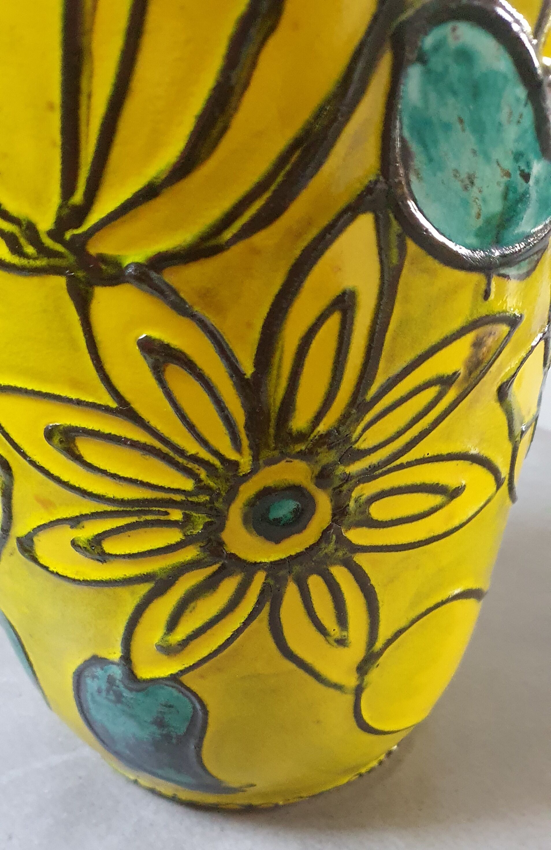 Ceramic vase