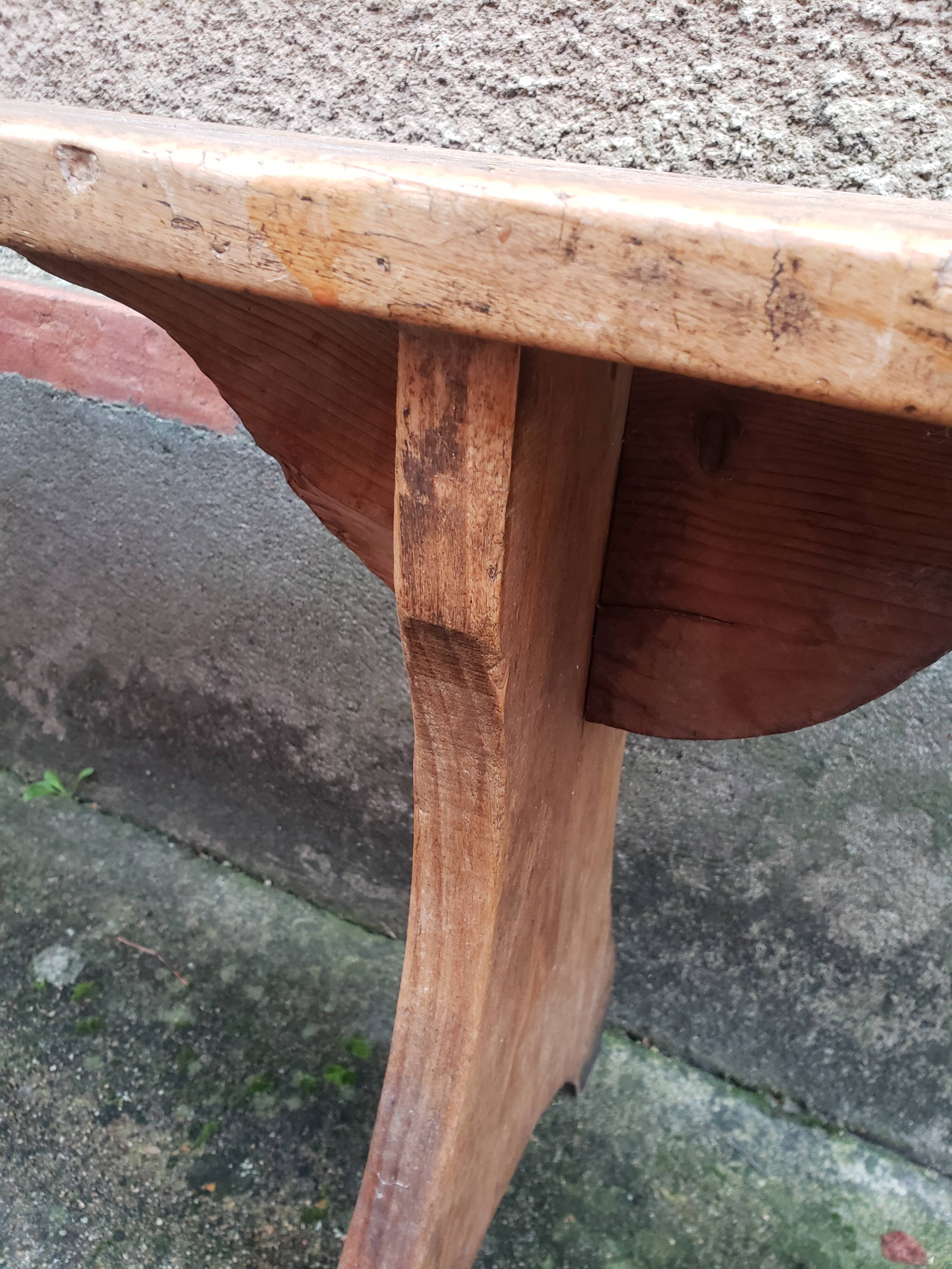 Wooden farm bench val de loi