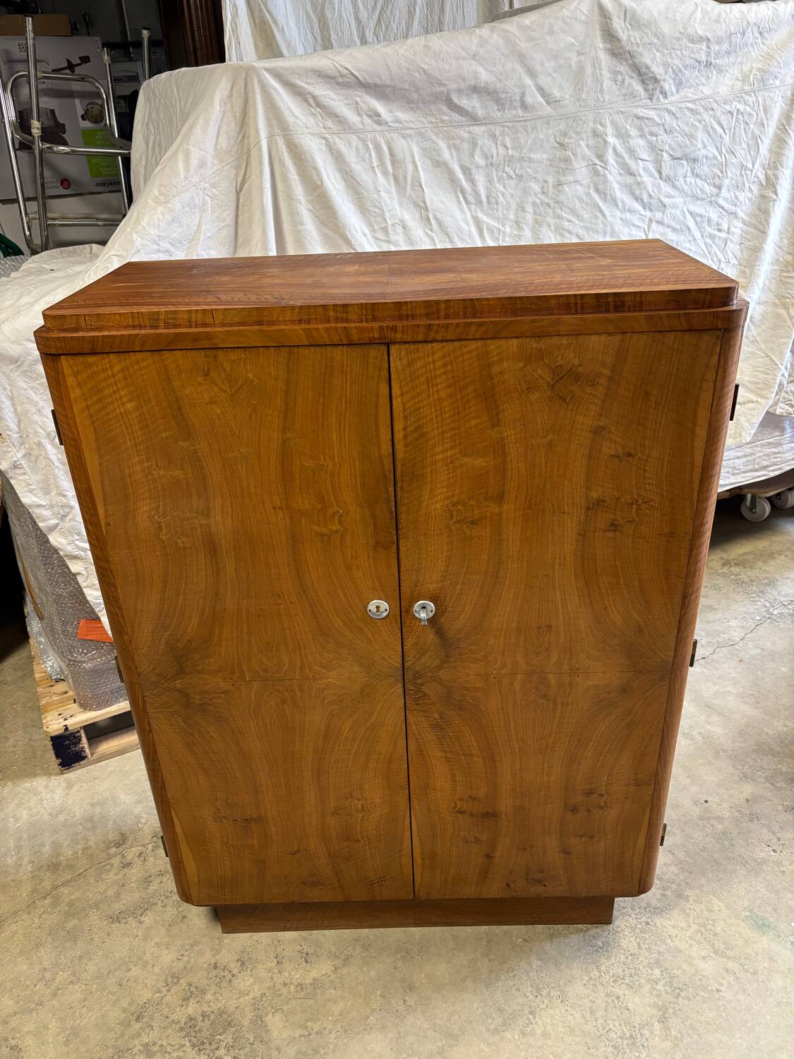 Art Deco storage unit