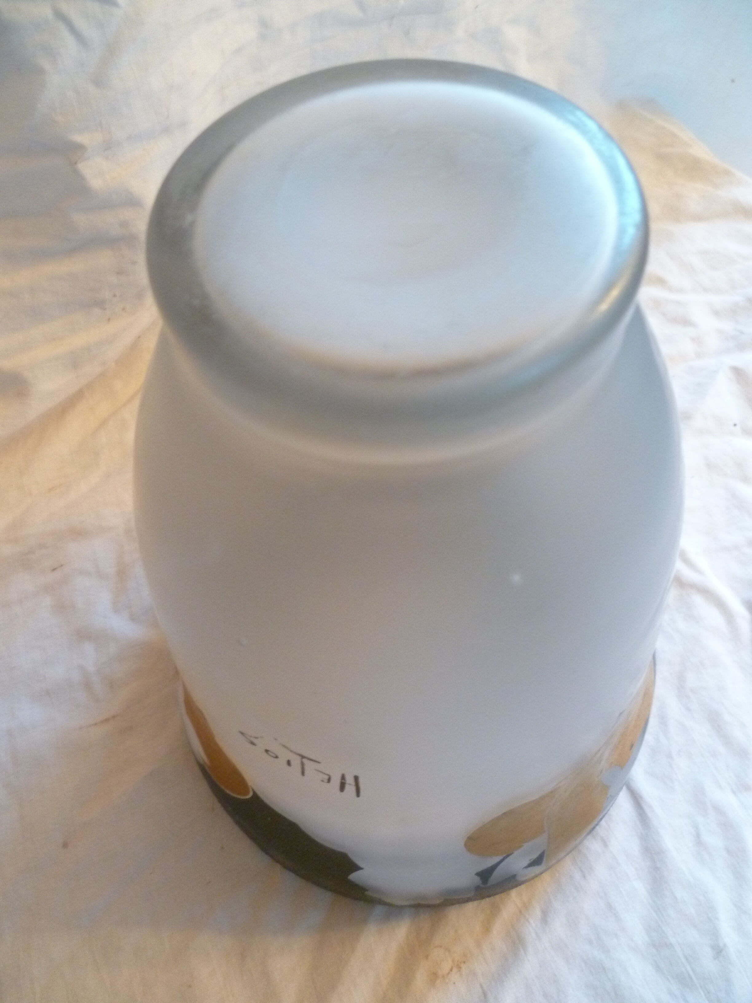 Art deco vase in hand-painted frosted blown glass fruit decoration signed helios
