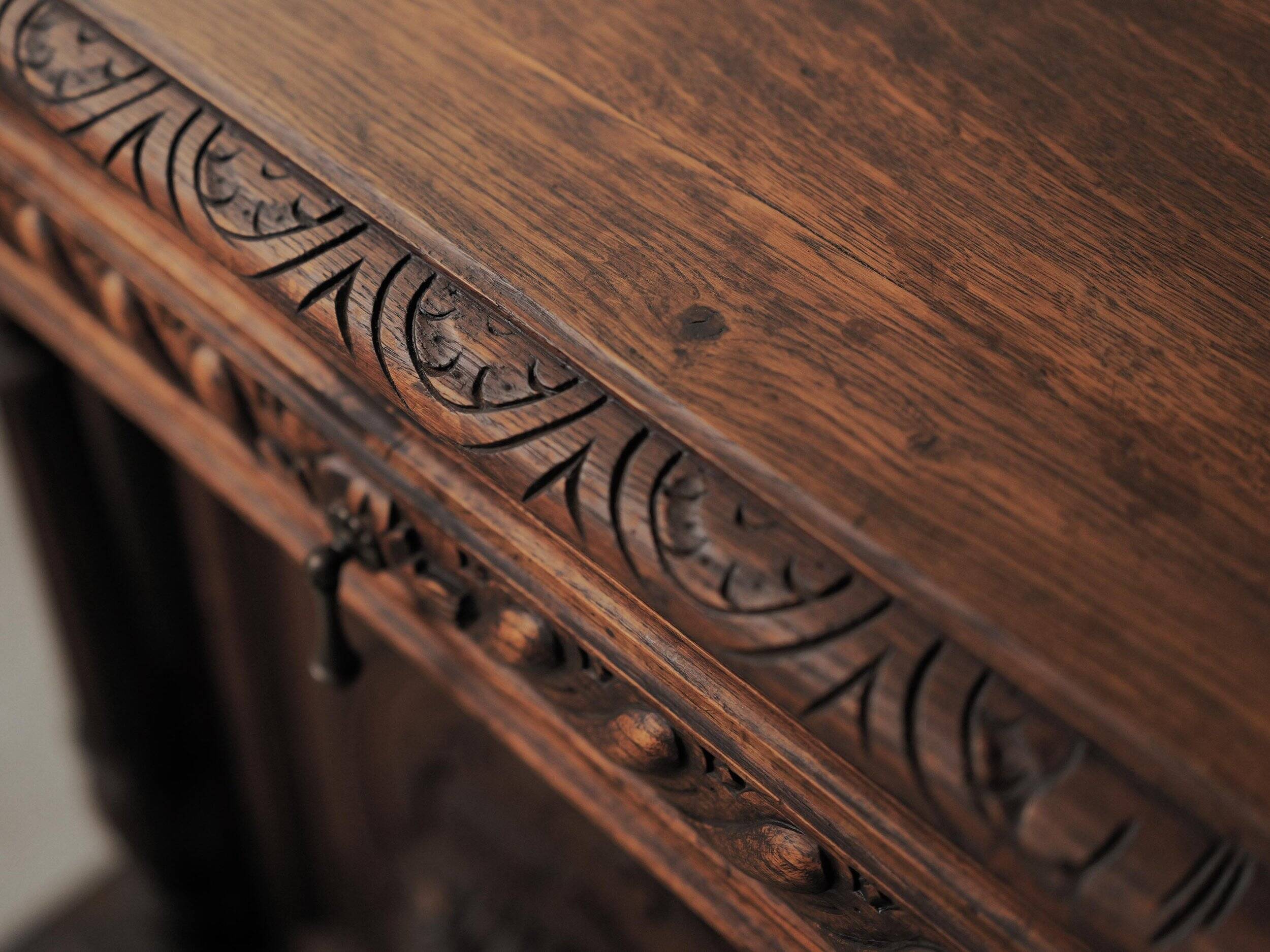 Buffet sculpté de style néo-Renaissance, XIXᵉ siècle
