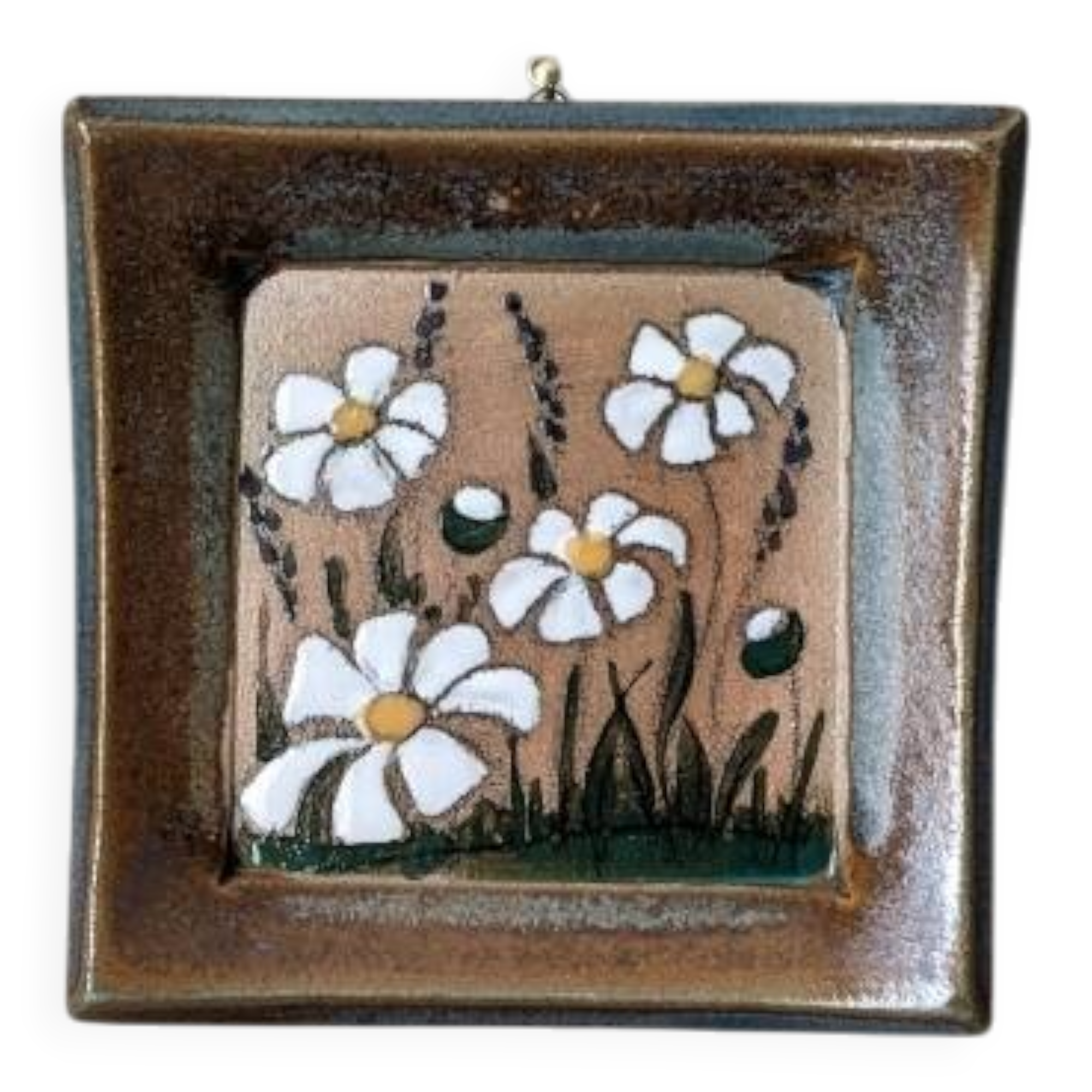 Handcrafted ceramic wall hanging with floral daisy decoration