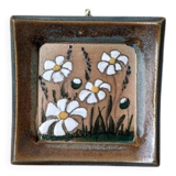 Céramique artisanale murale à décor de marguerites