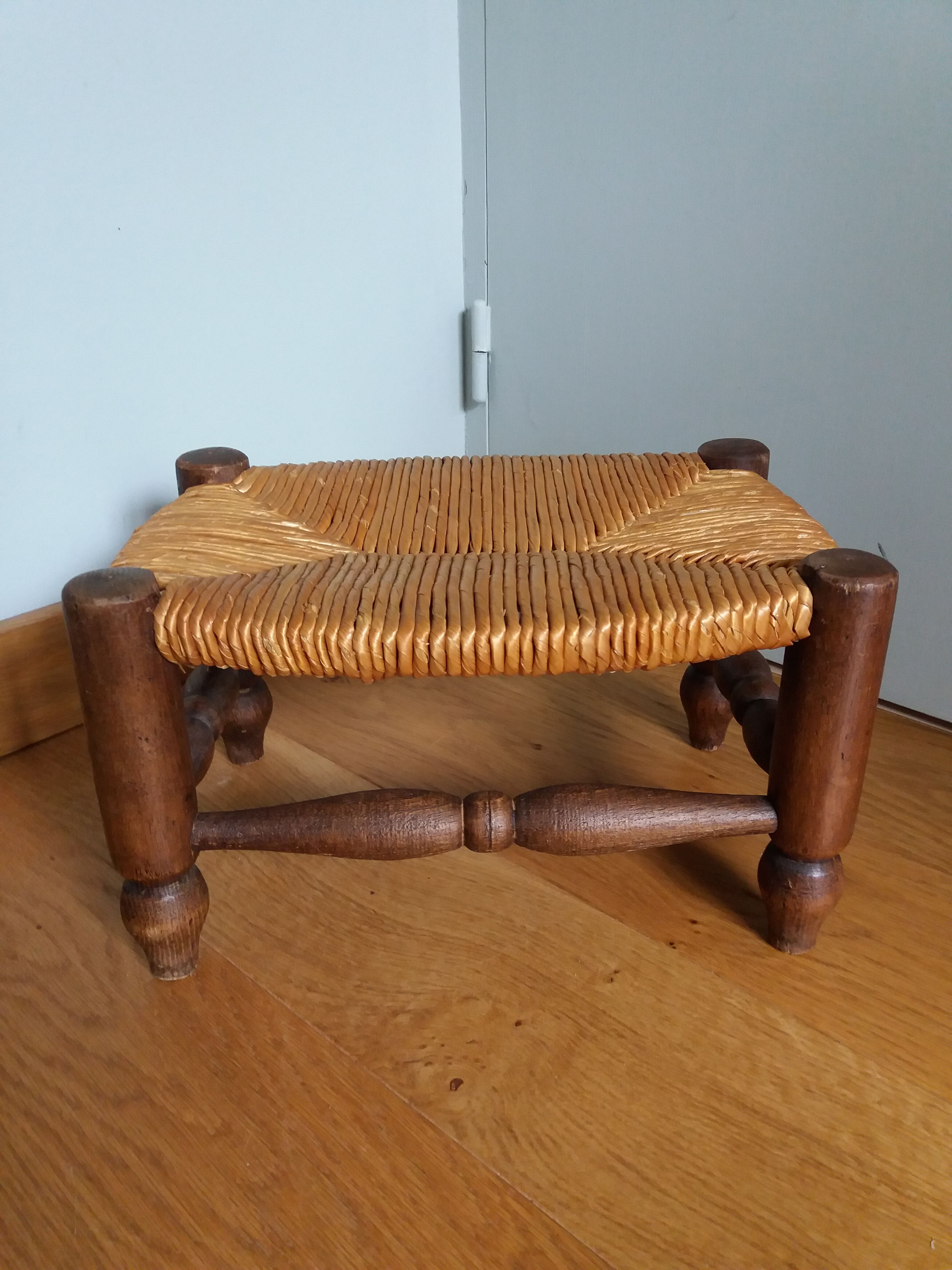 Footrest low stool wood and straw