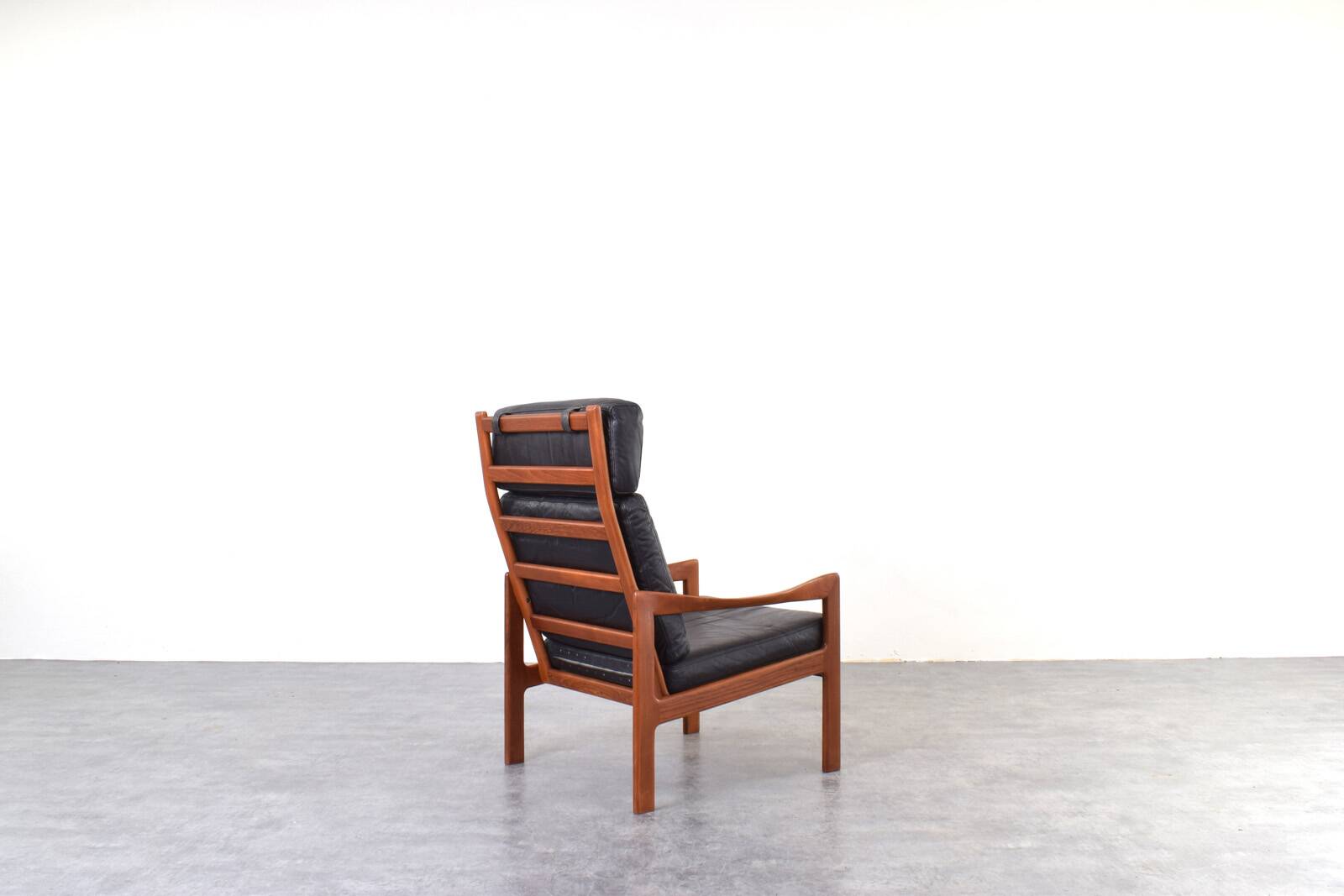 Mid-Century Teak Lounge Chairs by Illum Wikkelsø for Niels Eilersen, 1960s.