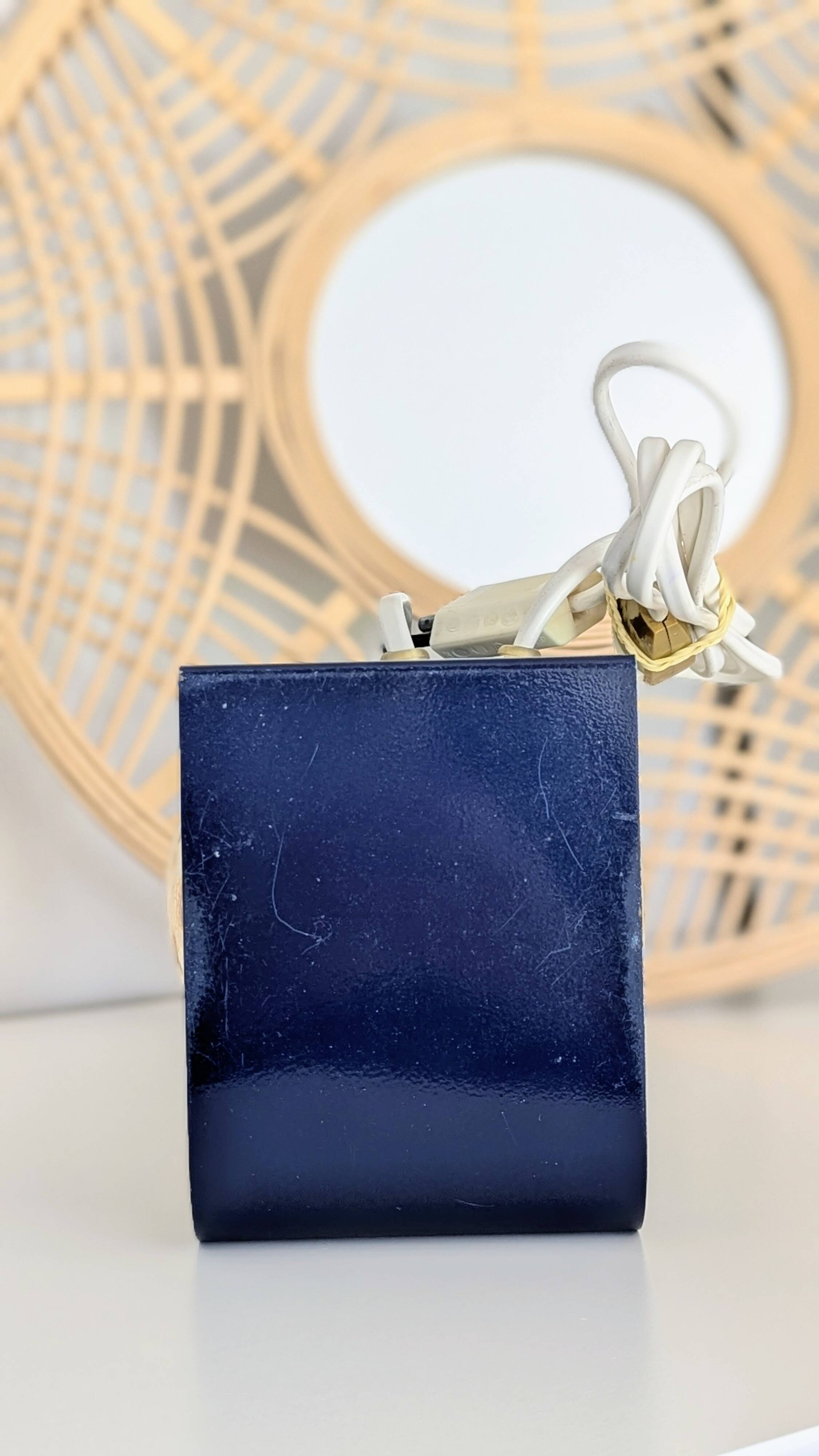Lampe design italienne années 70 (L-0165)