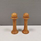 Salt and pepper set in beech wood, designed by Nissen Denmark.