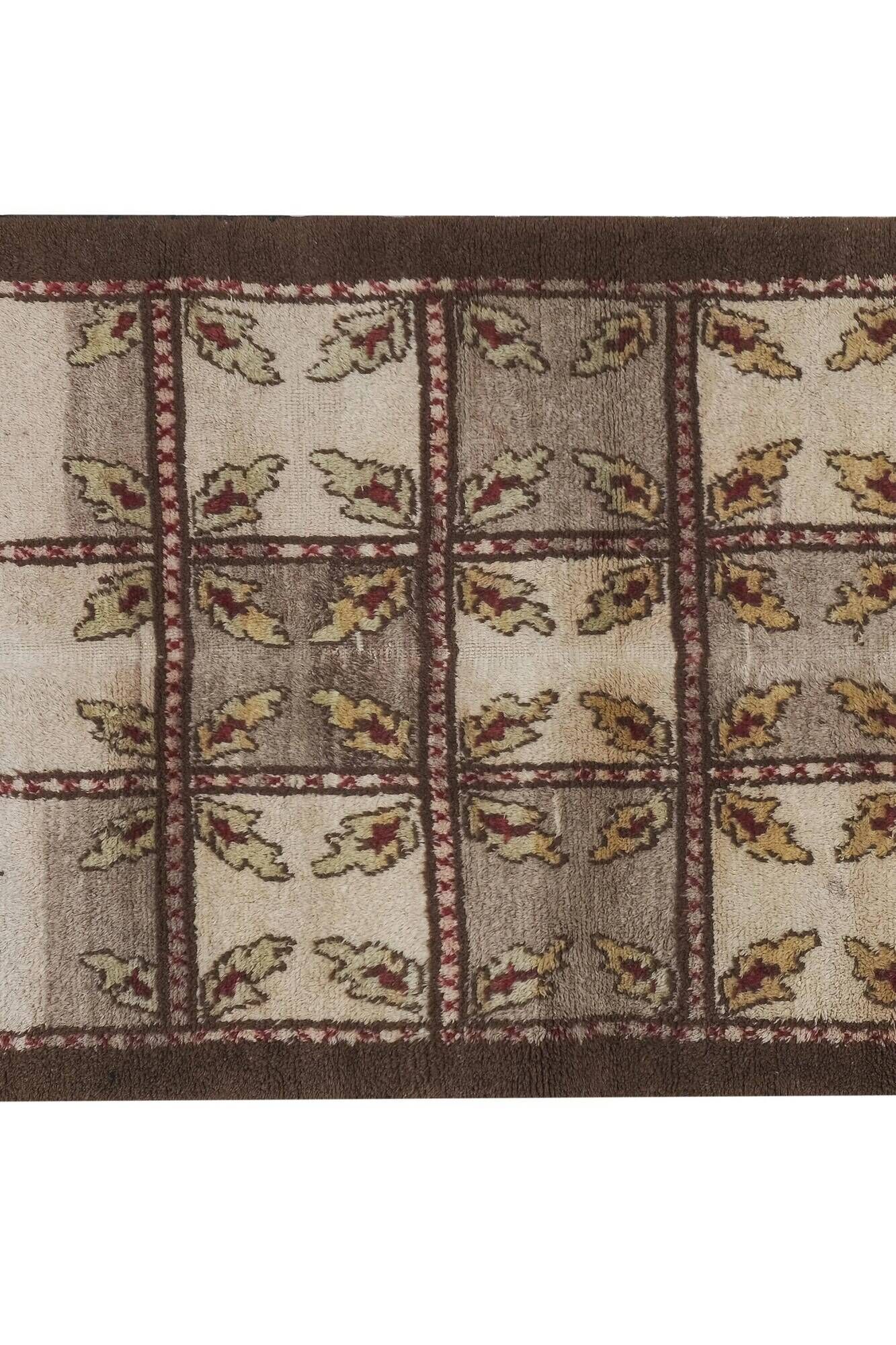 Vintage handmade Turkish rug 117x168 cm