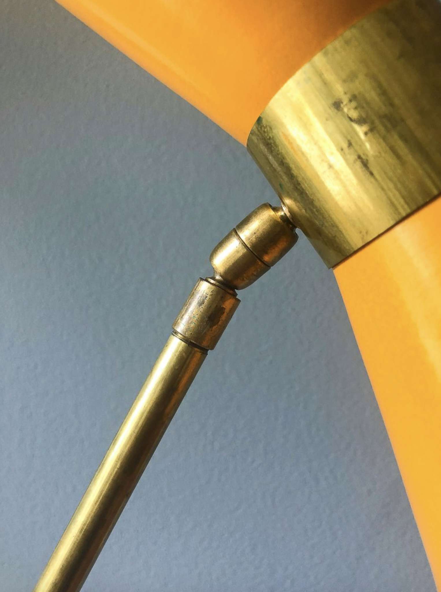 Mid-century italian yellow diabolo floor lamp