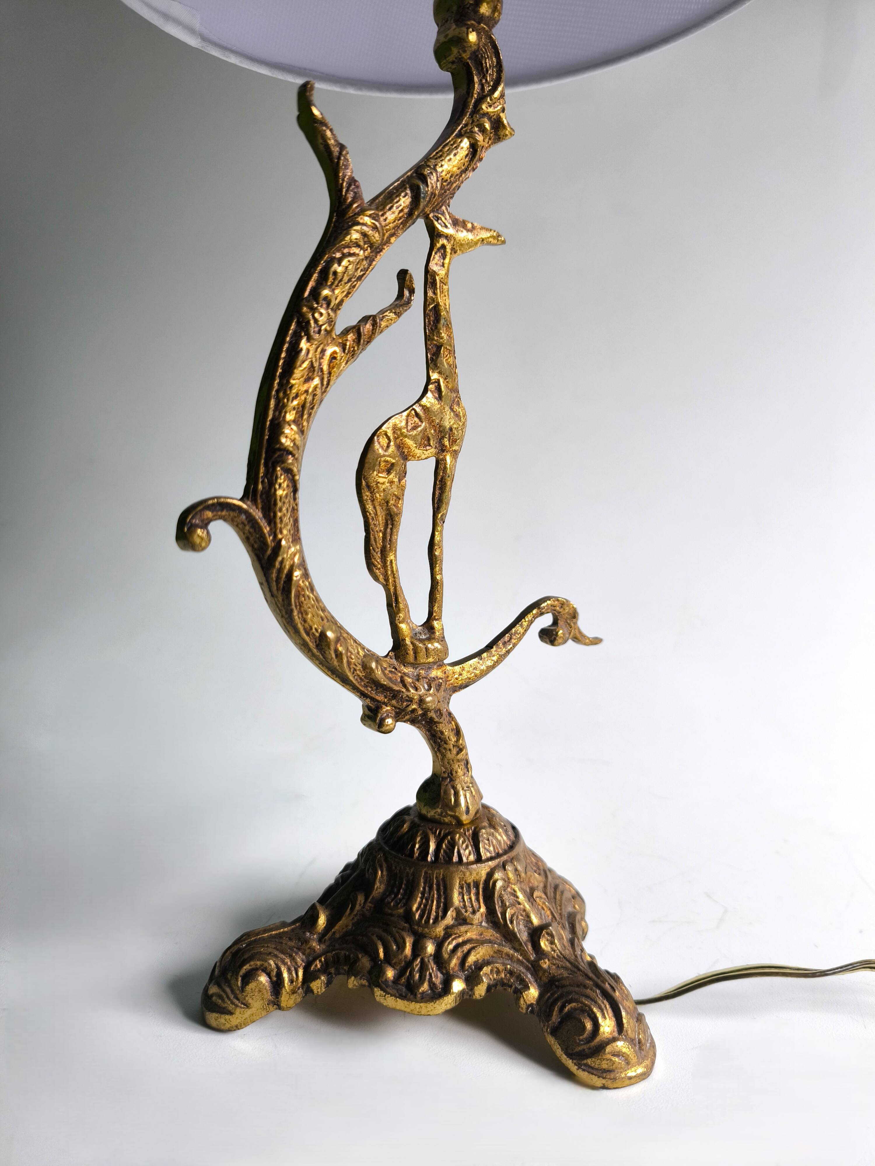 Naturalist Art Nouveau lamp from the early 20th century.
