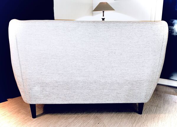 Canapé 2 places Capitonné Style Scandinave Esprit Mid-Century Pieds Compas