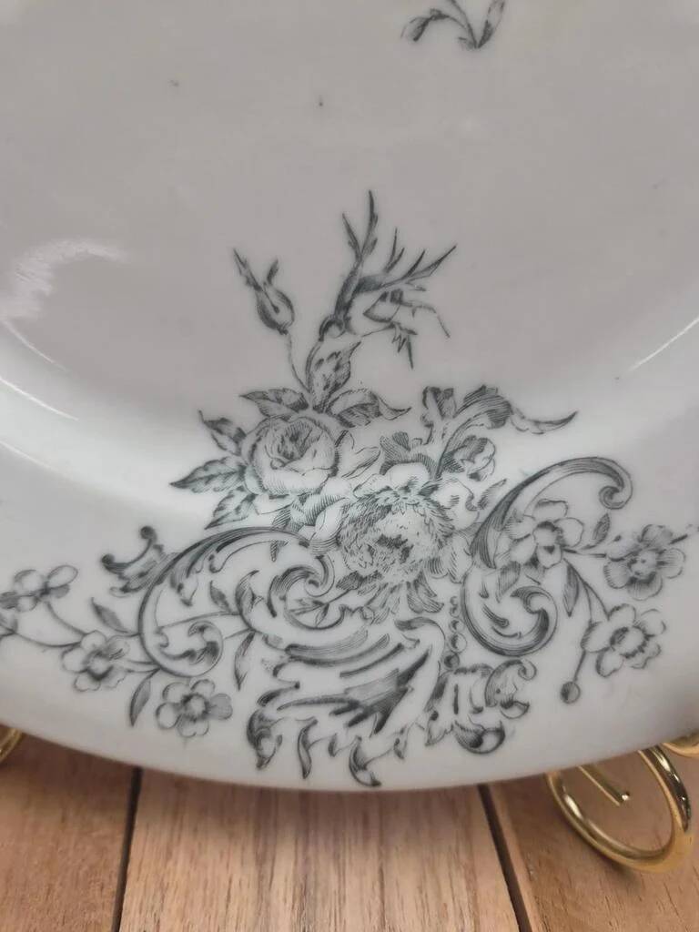 10 antique porcelain plates – Aux Lions de Faïence Paris – 19th century