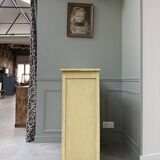 Yellow butter Parisian buffet