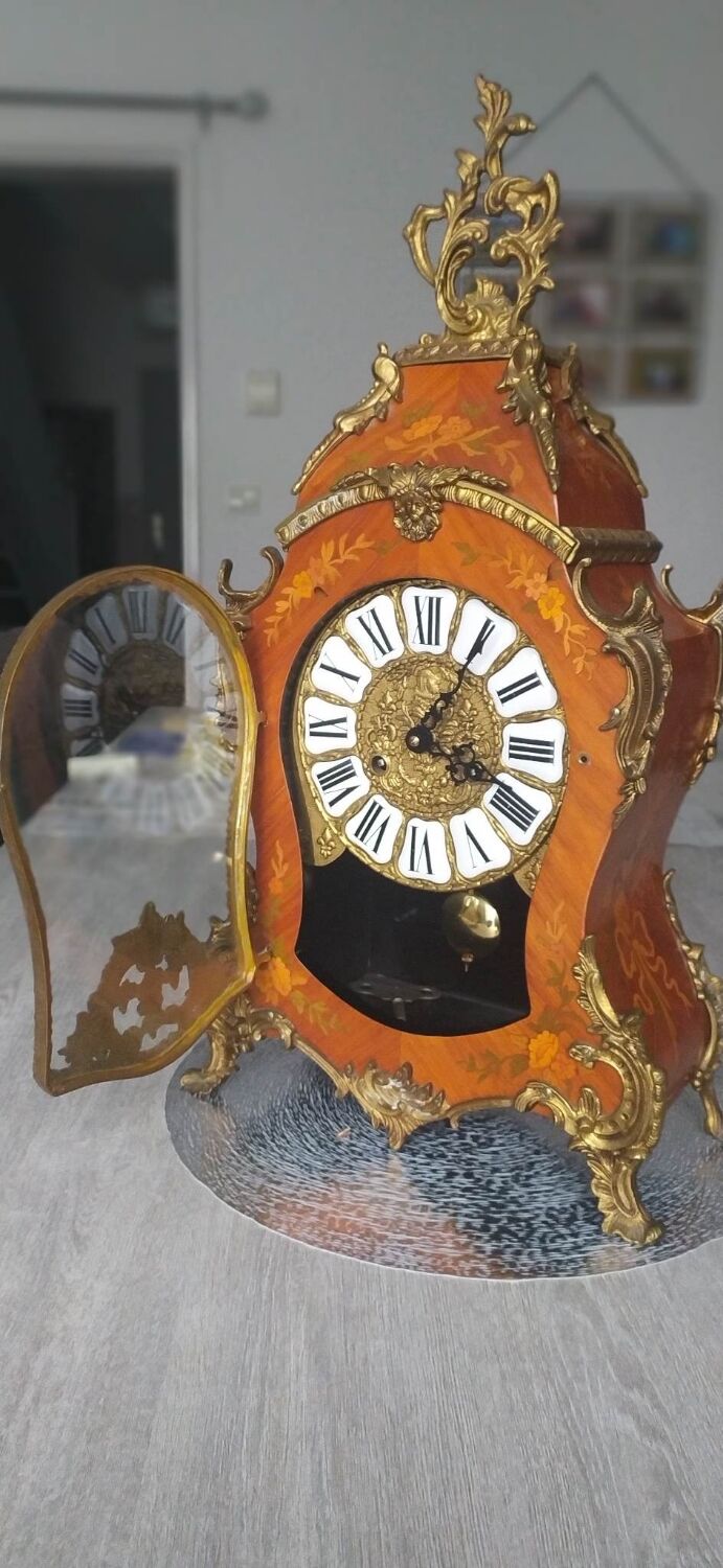 Horloge cartel à poser