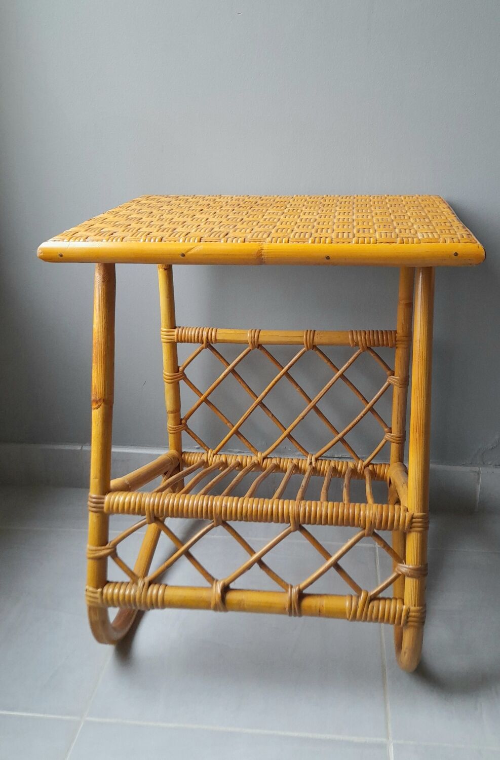 Rattan tablet 60s