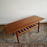 Scandinavian coffee table 60's model "GJ106" by Grete Jalk for Poul Jeppesen