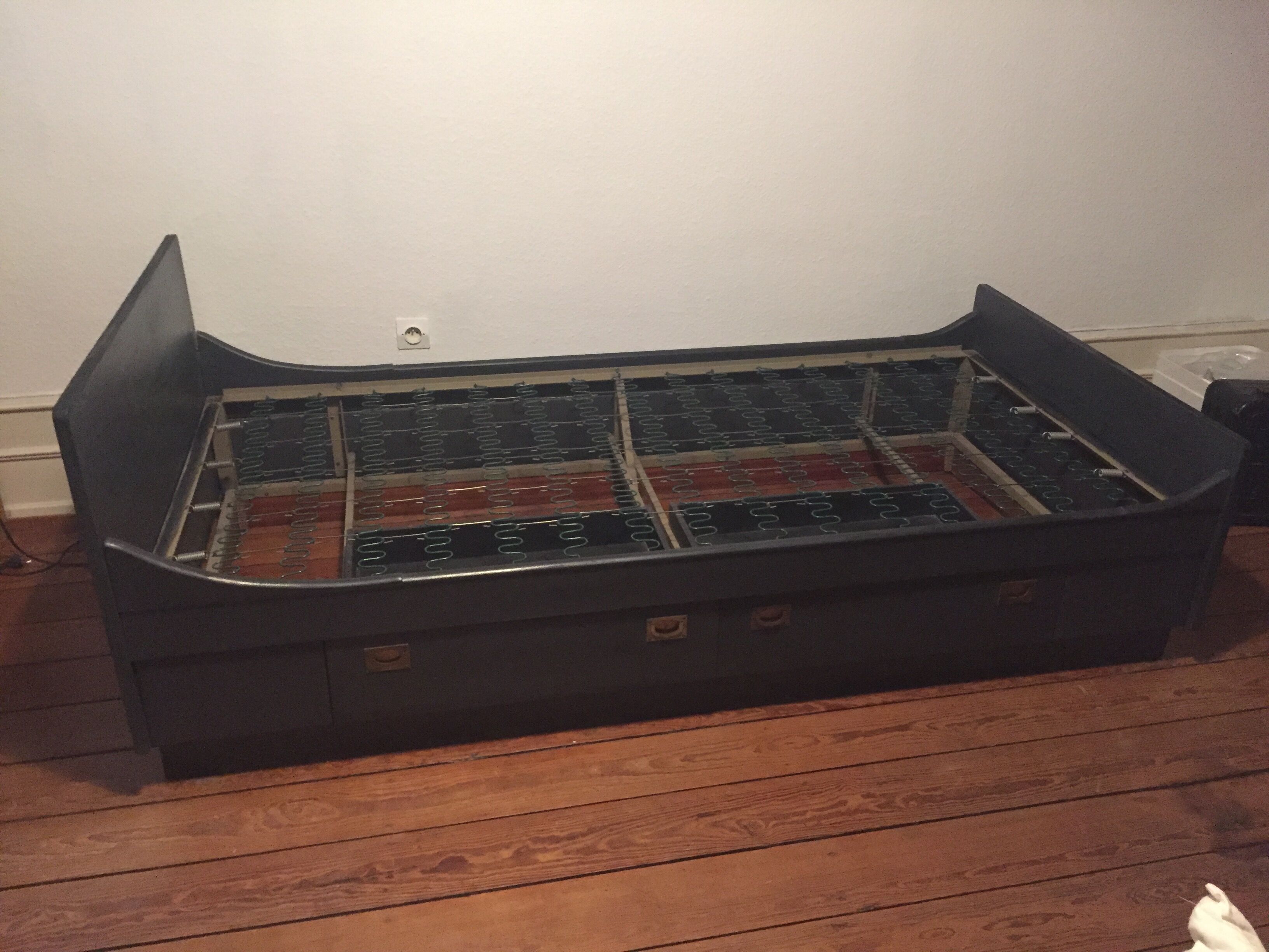 1970s navy boat bed