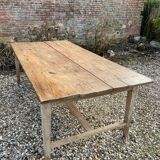 Farm table